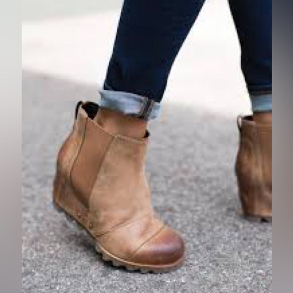 Sorel Lea Wedge Brown Ankle Booties Size 6.5